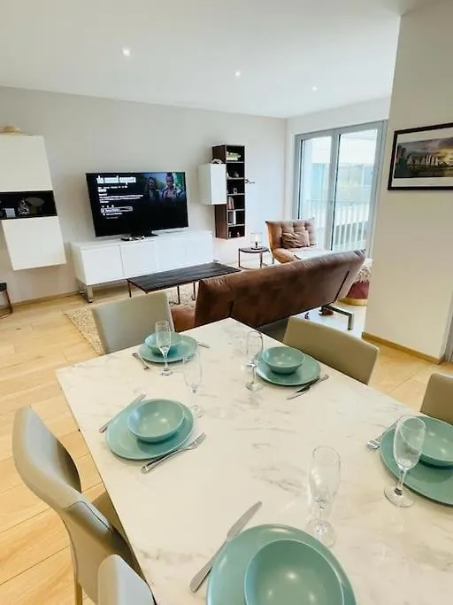 Luxury 3 Bedrooms Flat In The Heart Of Gasperich Terrace And Parking-Cd2 Lussemburgo Lussemburgo